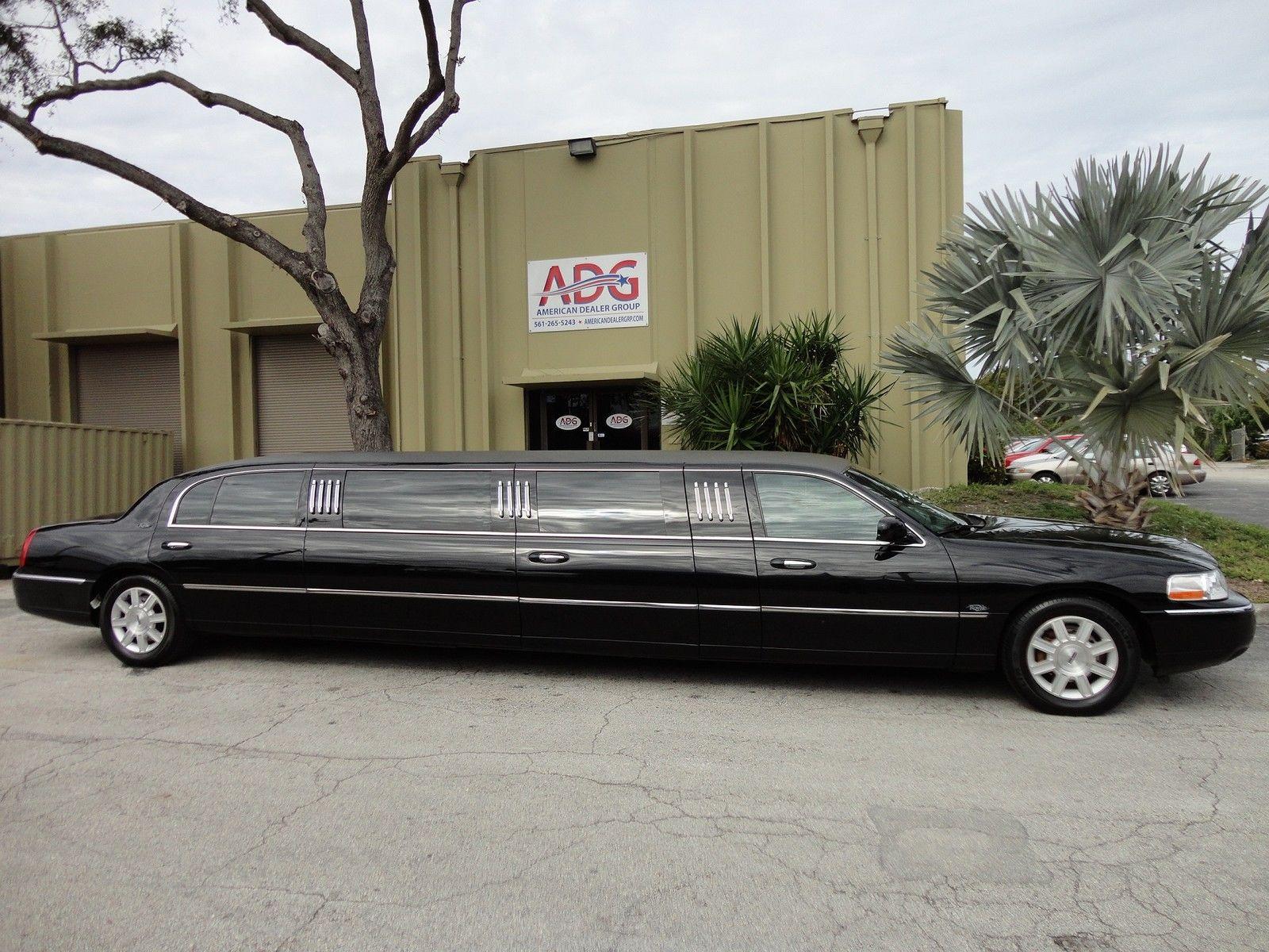 2011 Lincoln Town Car Royale Coach 120″ 5TH DOOR LIMOUSINE for sale