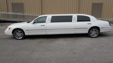 1999 Lincoln 70&#8243; Stretch for sale