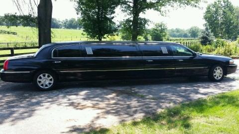 2005 Lincoln Town Car 120 Stretch Limousine with rare 5th door for sale