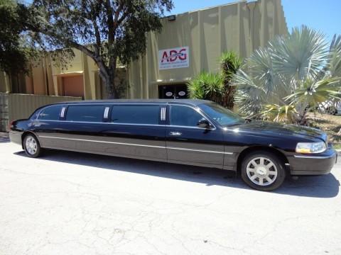 2008 Lincoln Town Car Dabryan 120&#8243; LIMOUSINE for sale