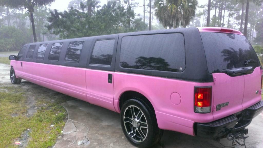 2003 Ford Excursion limo