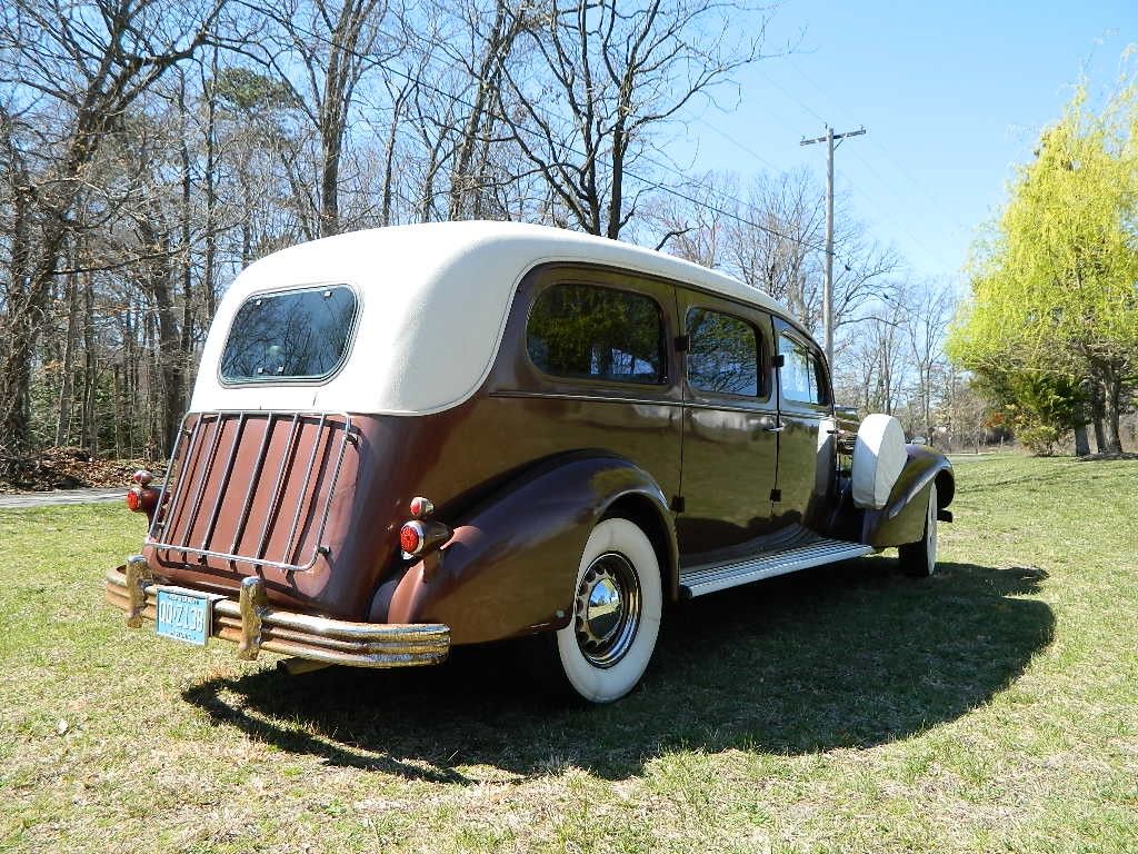 1935 Oldsmobile Limousine Sayers & Scovill Coachworks Conversion