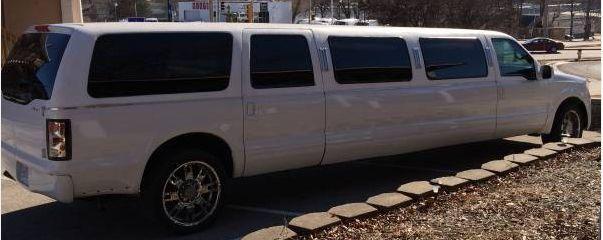 2001 Ford Excursion Stretch SUV Limousine