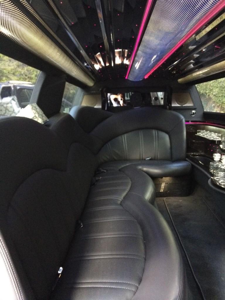 2014 Lincoln MKT 10 Passenger limousine