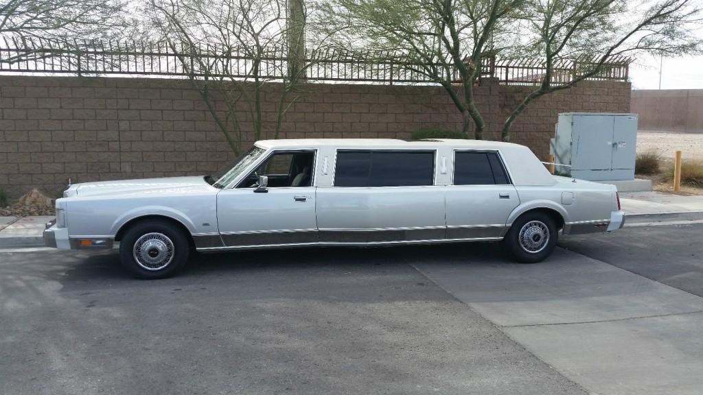 1987 Lincoln Town Car Widebody Limousine