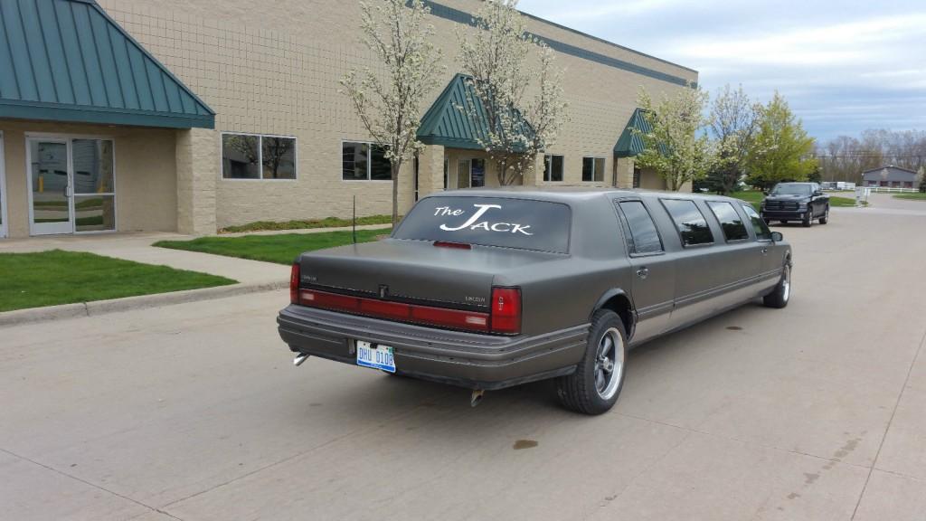 1994 Lincoln Town Car Limo