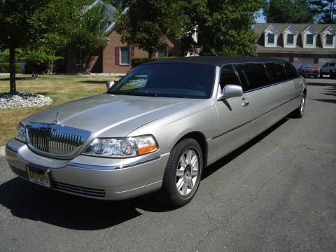 2011 Lincoln Town Car Limousine for sale