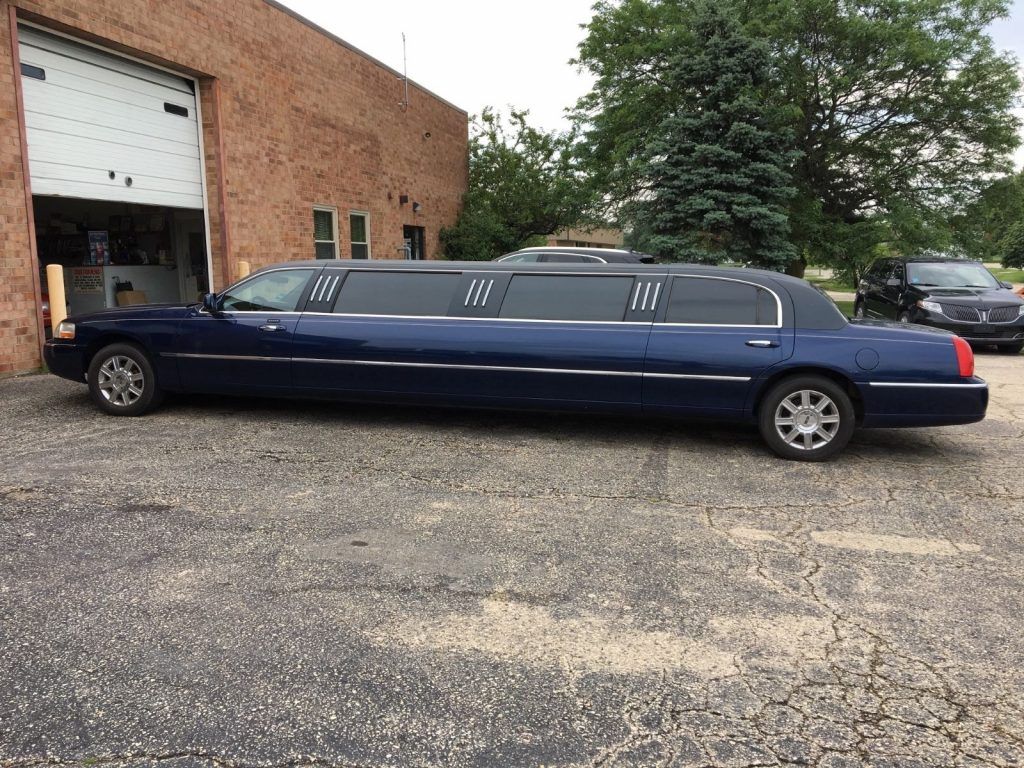 Replaced engine 2007 Lincoln Town Car limousine
