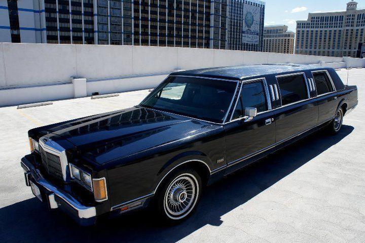 smooth running 1989 Lincoln Town Car limousine