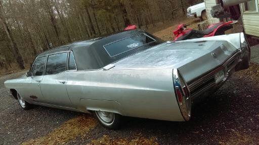 needs towing 1968 Cadillac Fleetwood Limousine