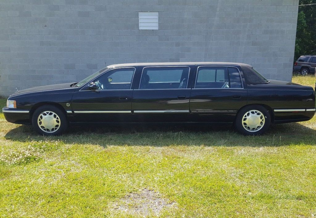 everything works 1998 Cadillac DeVille Limousine