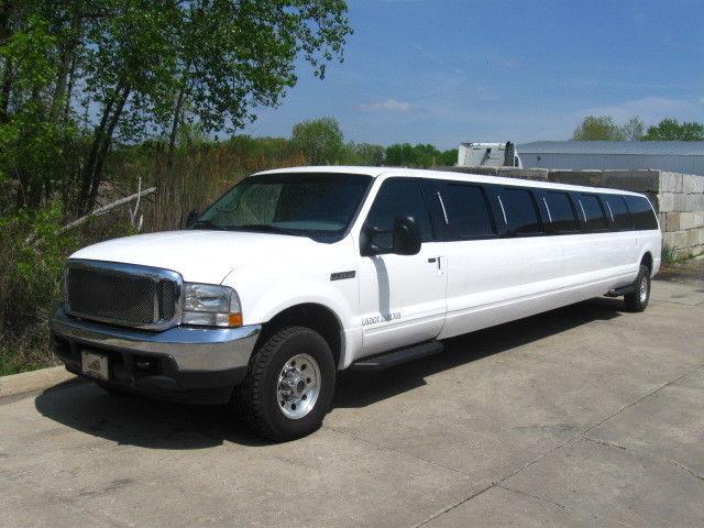 loaded 2002 Ford Excursion Limousine