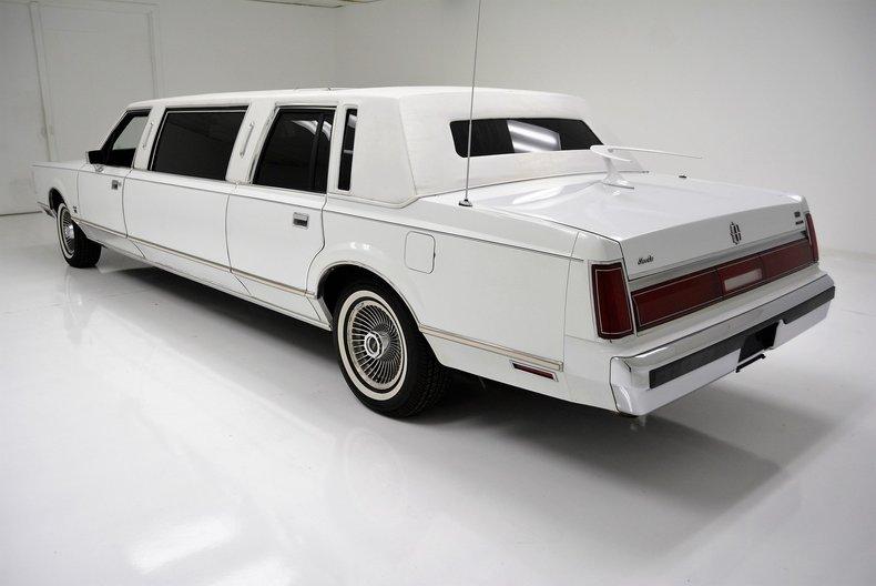 time capsule 1985 Lincoln Town Car Limousine