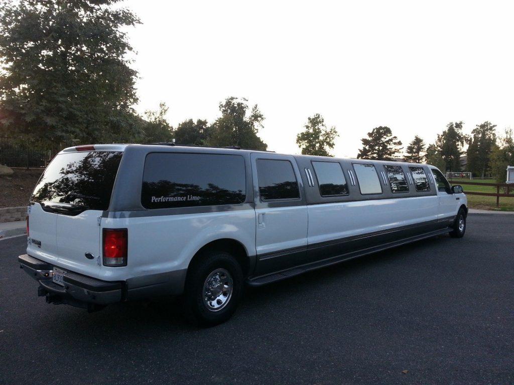 updated equipment 2001 Ford Excursion Limousine