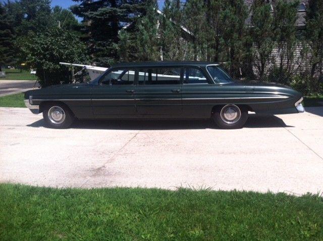 rare 1961 Oldsmobile Dynamic 88 Armbruster Stageway Limousine