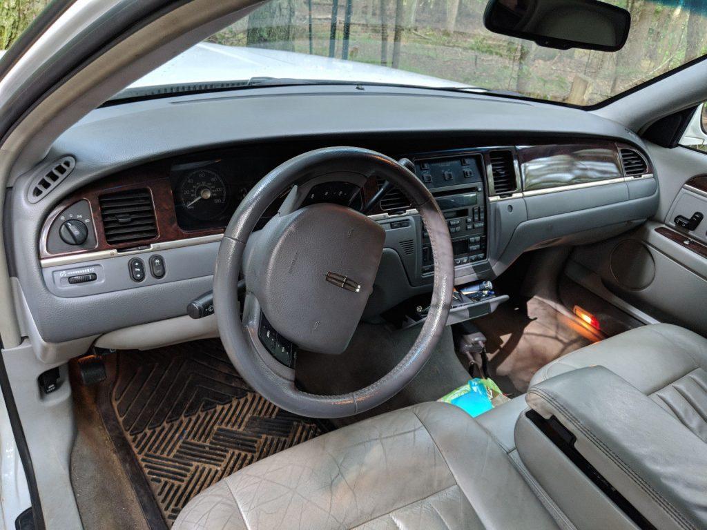 Mechanically restored 2006 Lincoln Town Car Limousine