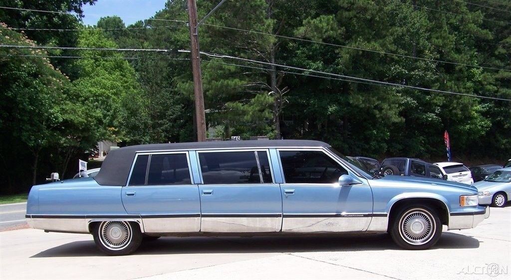 strong engined 1995 Cadillac Fleetwood limousine