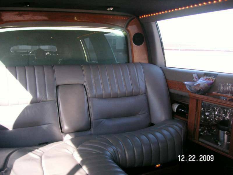 Classic 1989 Lincoln Town Car Limousine