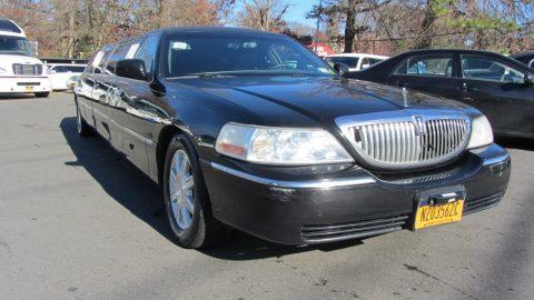 well serviced 2007 Lincoln Town Car Limousine for sale