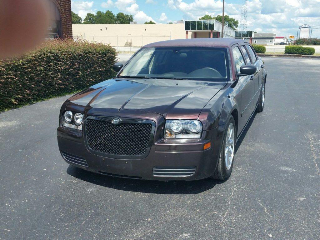 flawless 2005 Chrysler 300 Series limousines