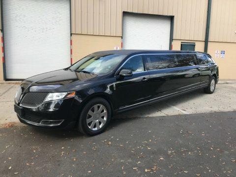 low mileage 2013 Lincoln MKT limousine for sale