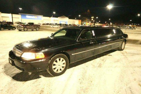 low miles 2004 Lincoln Town Car Limousine for sale