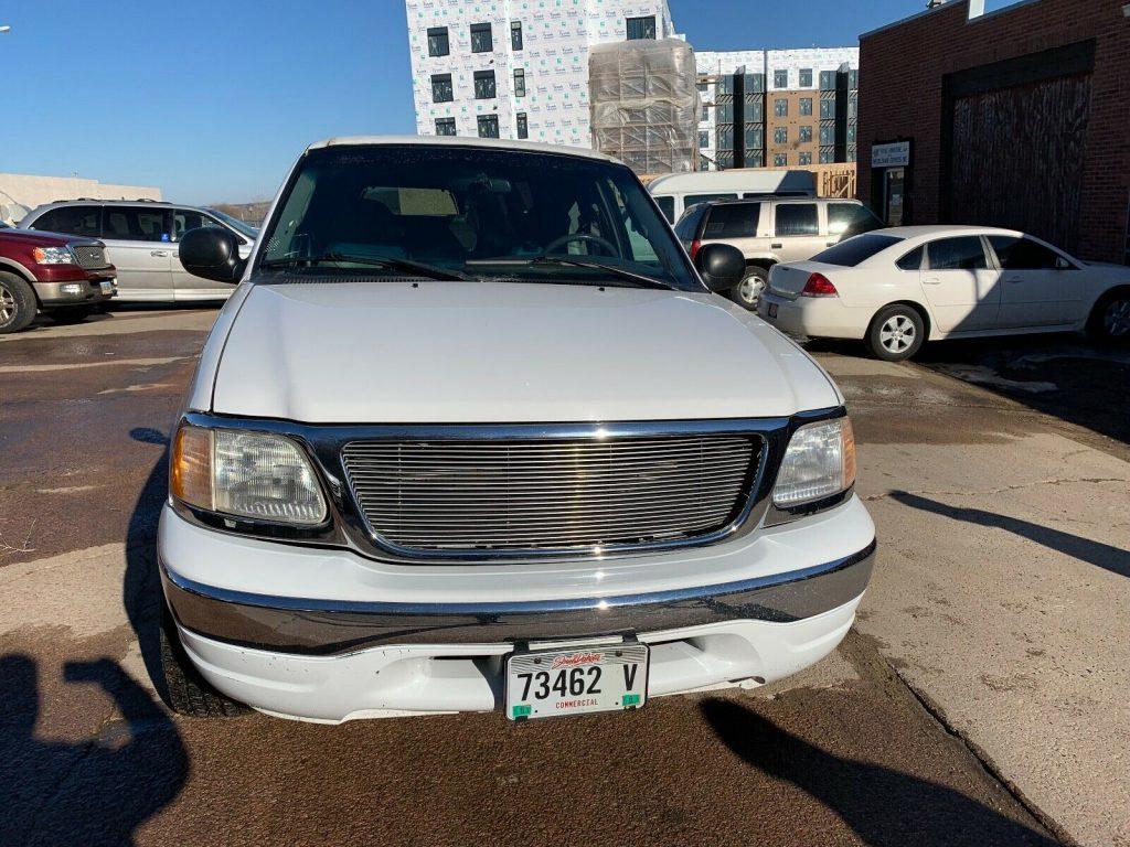 great shape 2000 Ford Expedition LIMOUSINE