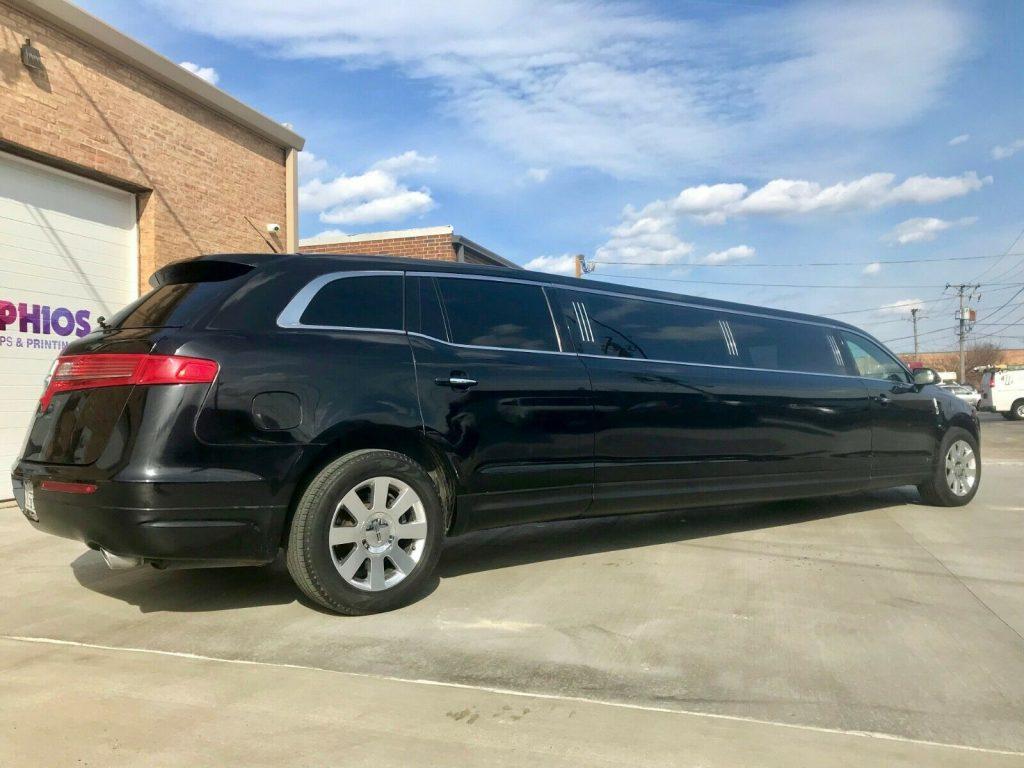 great shape 2015 Lincoln MKT Executive limousine