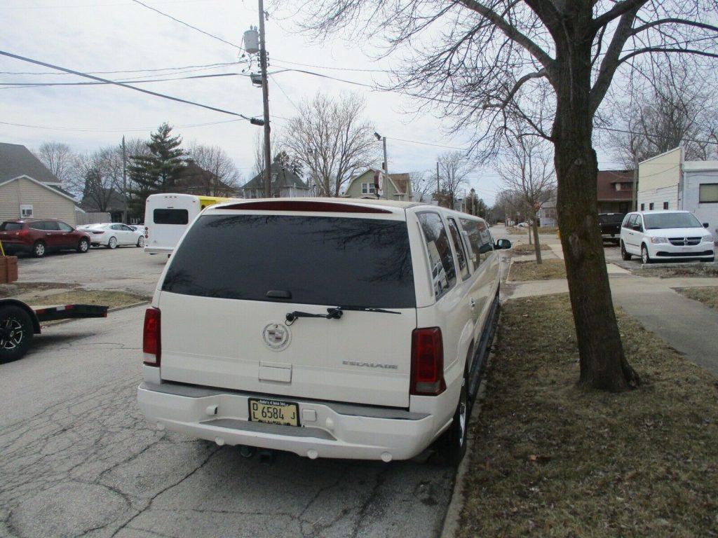 well maintained 2005 Cadillac Escalade LIMOSUINE