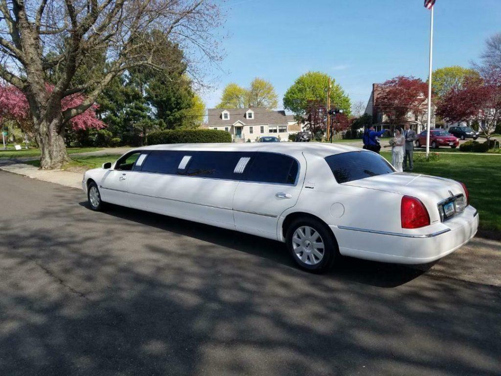 great shape 2004 Lincoln Limousine