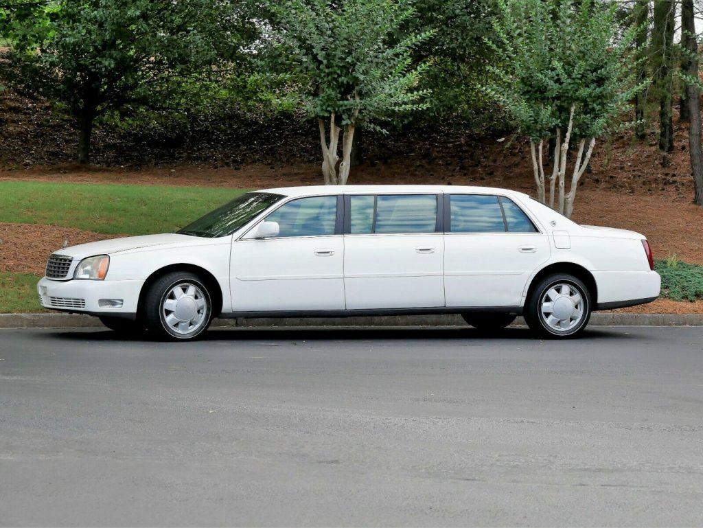 needs service 2000 Cadillac DeVille Limousine