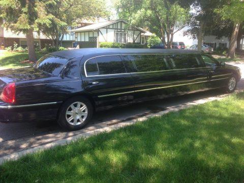 great shape 2011 Lincoln Town Car Executive Limousine for sale