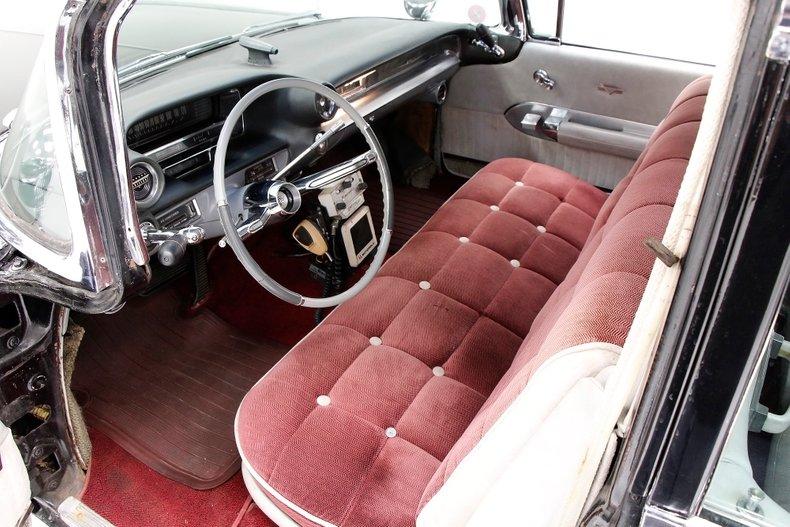 needs work 1959 Cadillac Fleetwood limousine