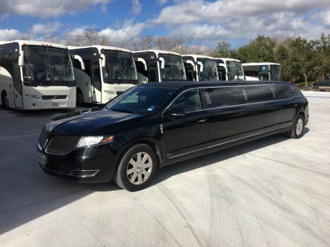 very nice 2014 Lincoln MKT Limousine for sale