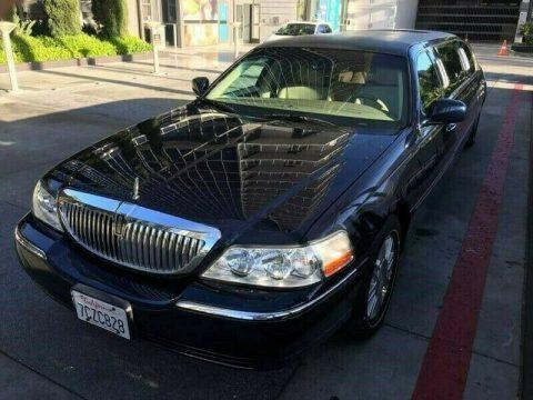 low miles 2006 Lincoln Town Car EXECUTIVE limousine for sale