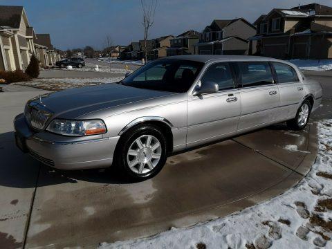 rust free 2005 Lincoln Town Car Executive Limousine for sale