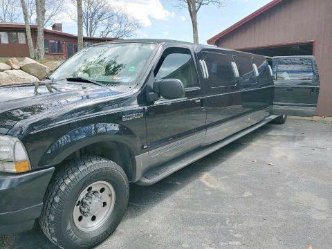 very nice 2004 Ford Excursion XLT limousine for sale