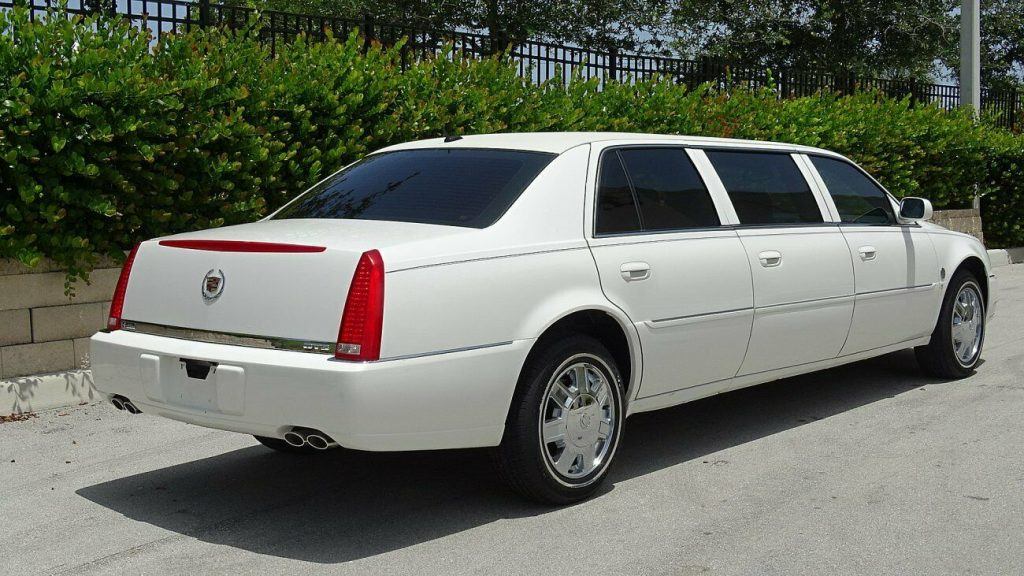 low mileage 2007 Cadillac DTS Executive LIMOUSINE