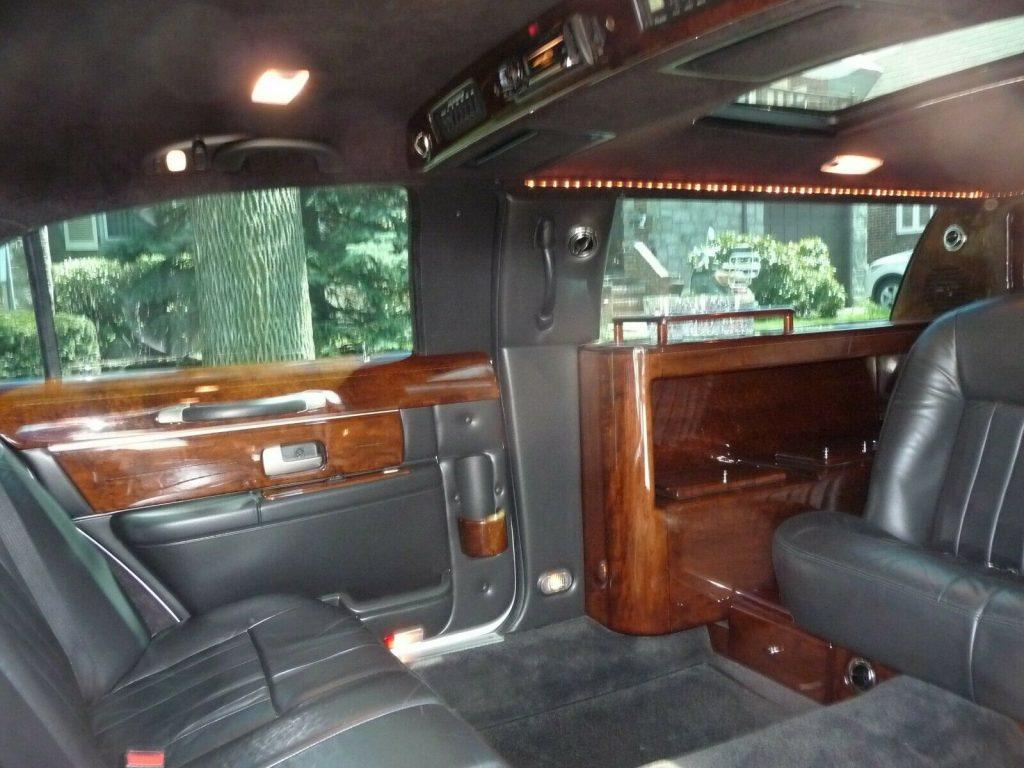 nicely equipped 2003 Lincoln Town Car Limousine