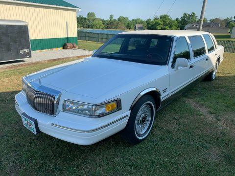Absolutely gorgeous 1996 Lincoln Town Car limousine for sale