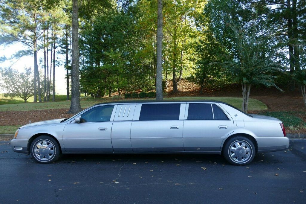 needs service 2003 Cadillac Deville Limousine