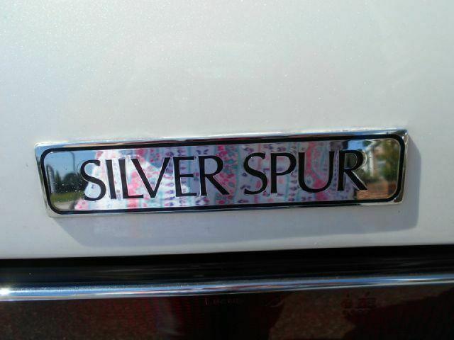 1989 Rolls Royce Silver Spur limousine [super nice and super rare]