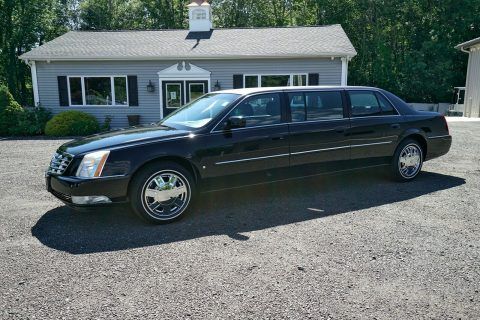 2007 Cadillac DTS Superior Coach Limousine [well optioned] for sale