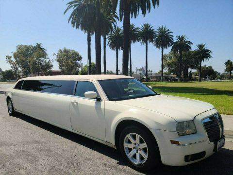 2007 Chrysler 300 Series Limousine [well maintained] for sale