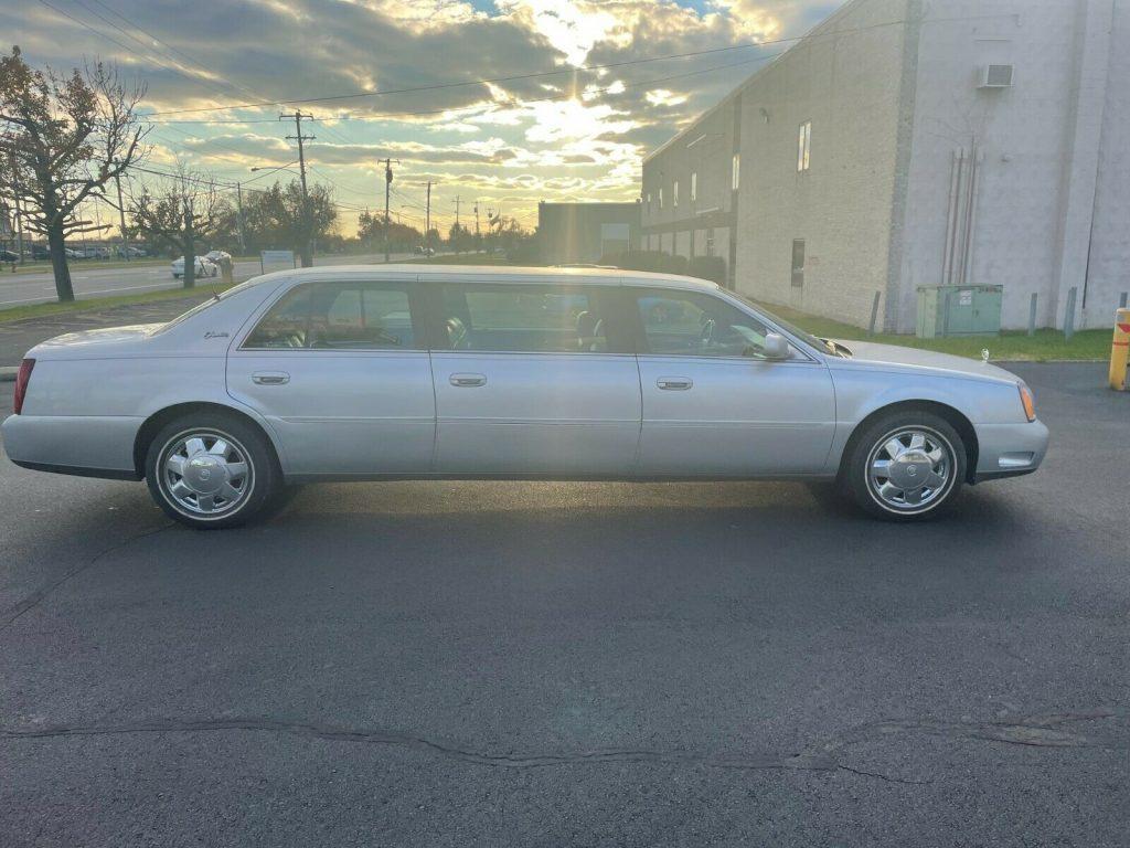 2002 Cadillac DeVille limousine [low miles]