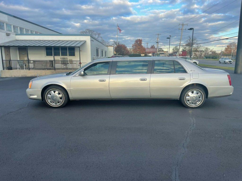 2002 Cadillac DeVille limousine [low miles]