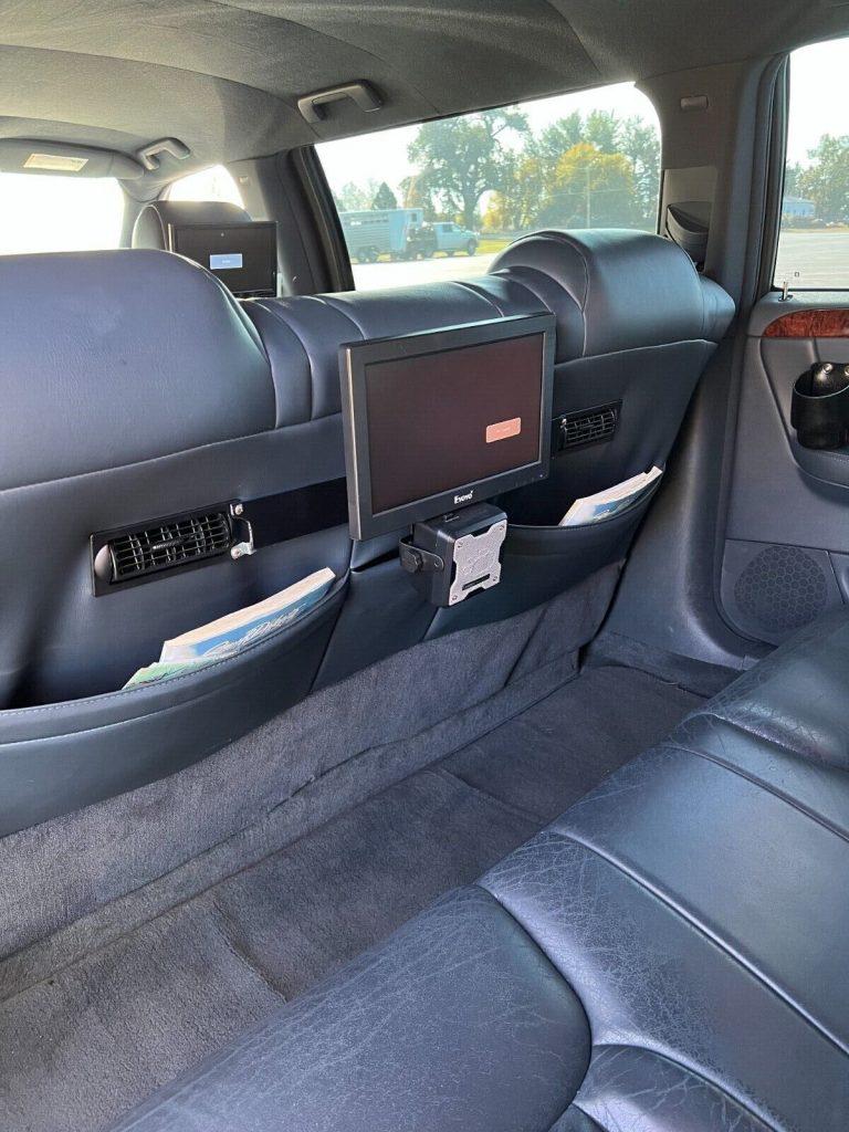 2006 Cadillac DTS federal limousine [needs nothing]