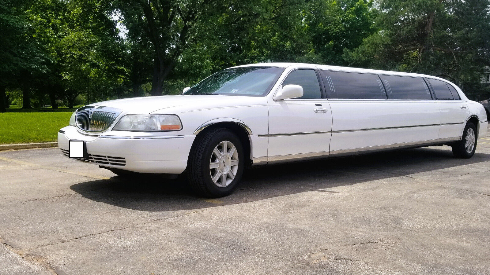 2011 Lincoln Town Car Executive Limousine [very Solid] For Sale