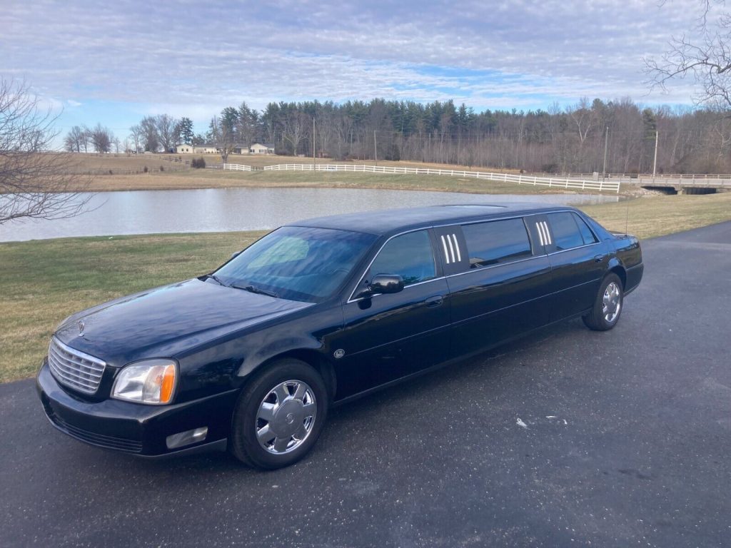 2002 Cadillac limousine [well equipped]