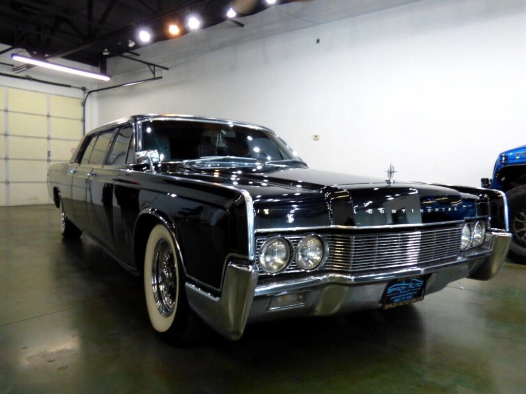 1967 Lincoln Continental Limousine [super rare]